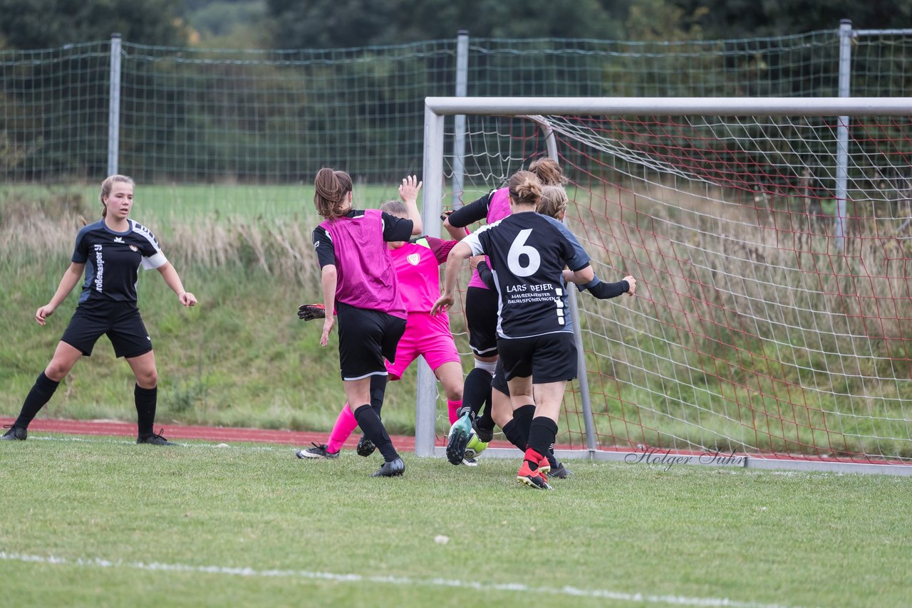 Bild 286 - Frauen Grossenasper SV - SV Steinhorst/Labenz : Ergebnis: 1:3